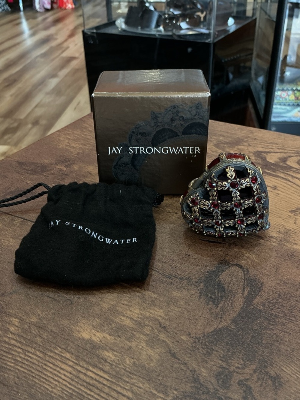 Jay Strongwater Trinket Box with Swarovski Crystals - Picture 6 of 6